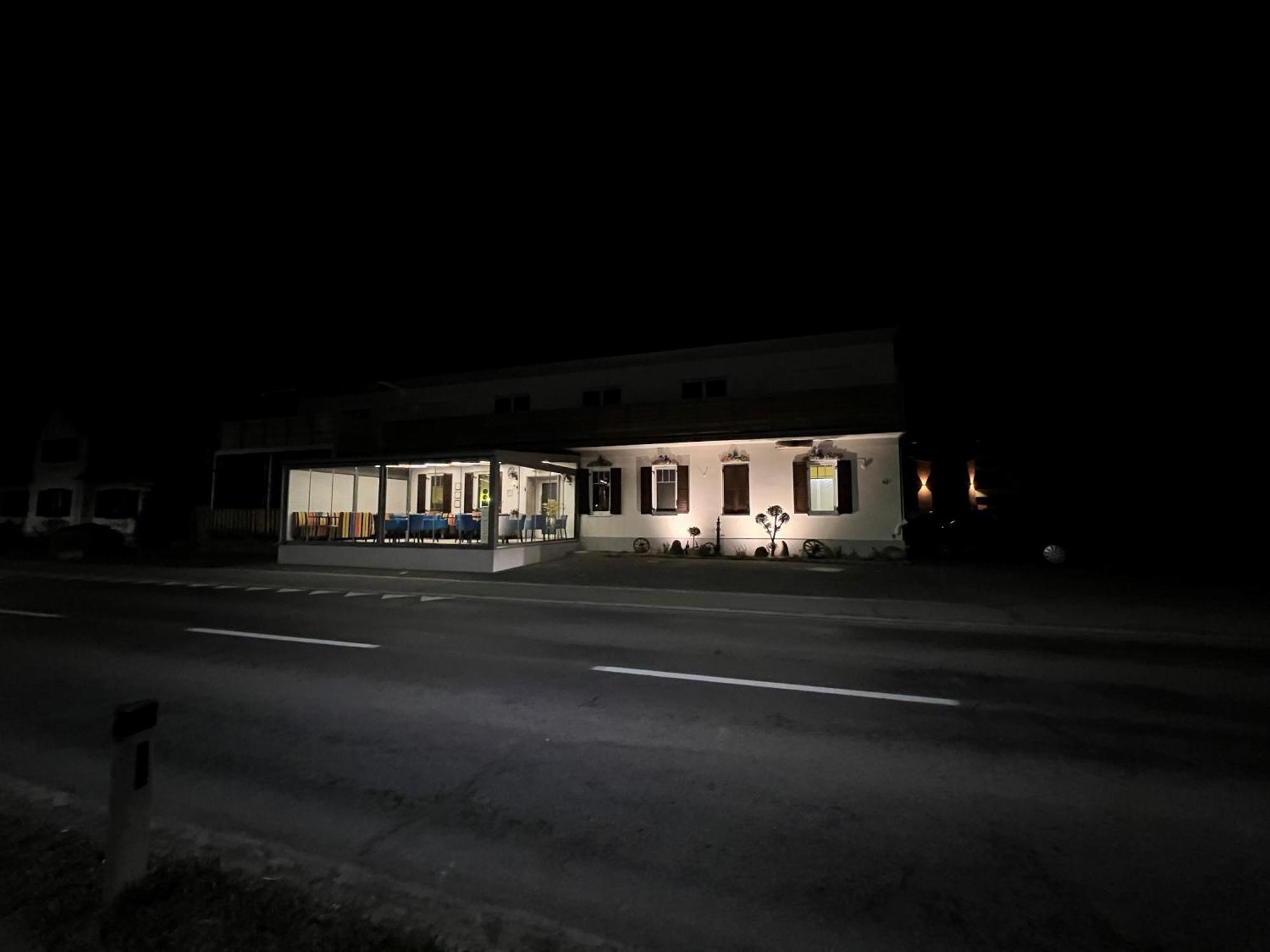 Stockers Kleines Dorfhotel Deutsch Goritz Zewnętrze zdjęcie