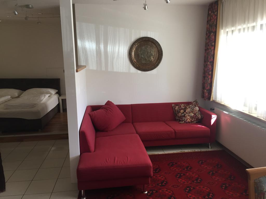 Stockers Kleines Dorfhotel Deutsch Goritz Zewnętrze zdjęcie
